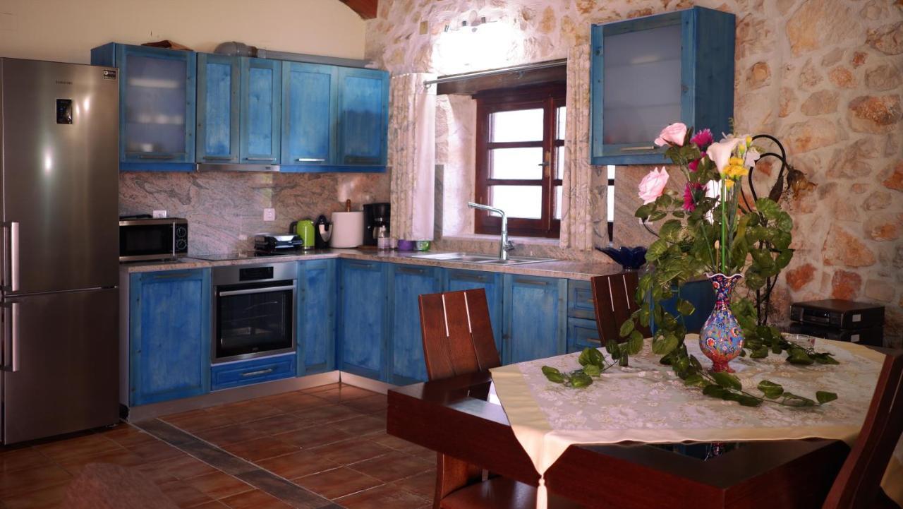 Villa Constantis Kalamákion Buitenkant foto